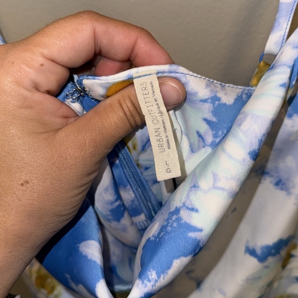 Urban Outfitters Cowl Neck Slip Dress Blue Sunflowers Size Large - Picture 6 of 6